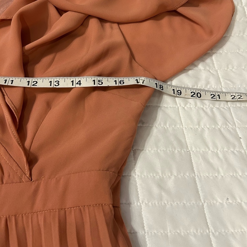 🌸 NWOT Petal & Roz Blush/ Nude/ Peach Pleated Chiffon Dress – Size Large - Picture 7 of 9